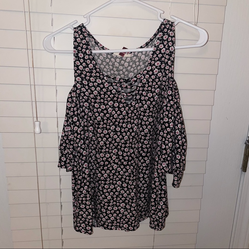 Floral Cold Shoulder Shirt